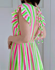 Musselin Kleid, rückenfrei, ärmellos, Grün-Streifen