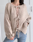 Strickjacke, zum Binden, Rüschen, Beige