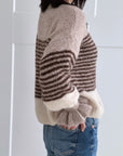 Strickjacke, Streifen, Volantbündchen, Cappuccino