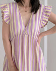 Musselin Kleid, rückenfrei, ärmellos, breite Streifen, Violett