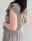 Musselin Kleid, rückenfrei, ärmellos, Streifen, Schoko-Beige