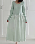 Seidiges Kleid, 4 Farben