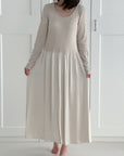 Seidiges Kleid, 4 Farben