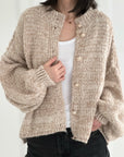 Strickjacke, goldene Knöpfe, Beige-Camel