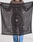 Quadratisches Paisley-Tuch, Schwarz