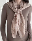 Quadratisches Paisley-Tuch, Beige
