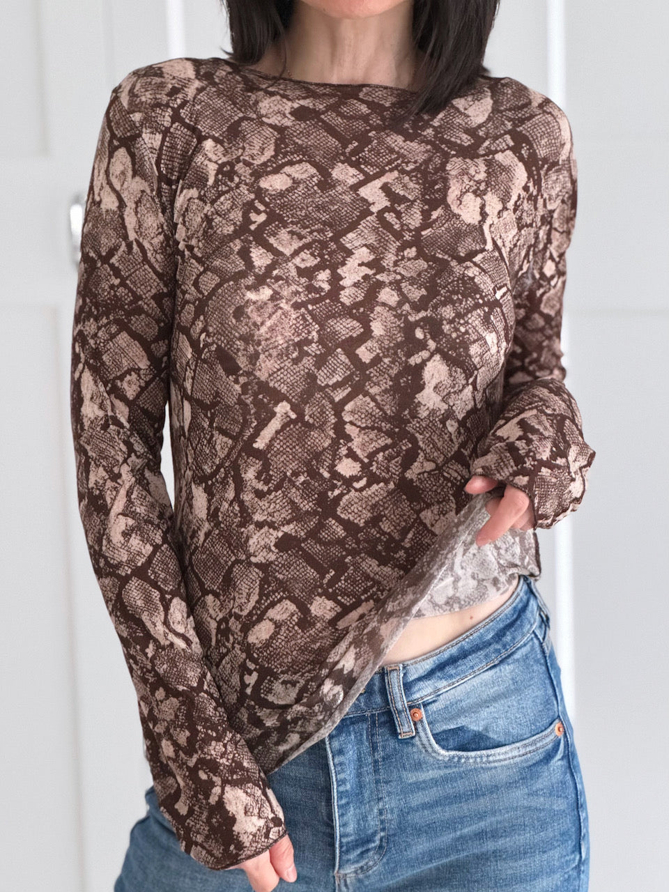 Cashmere Longsleeves, Schlangenprint, Schoko
