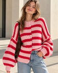 Strickjacke, mit Herzknöpfen, Rot