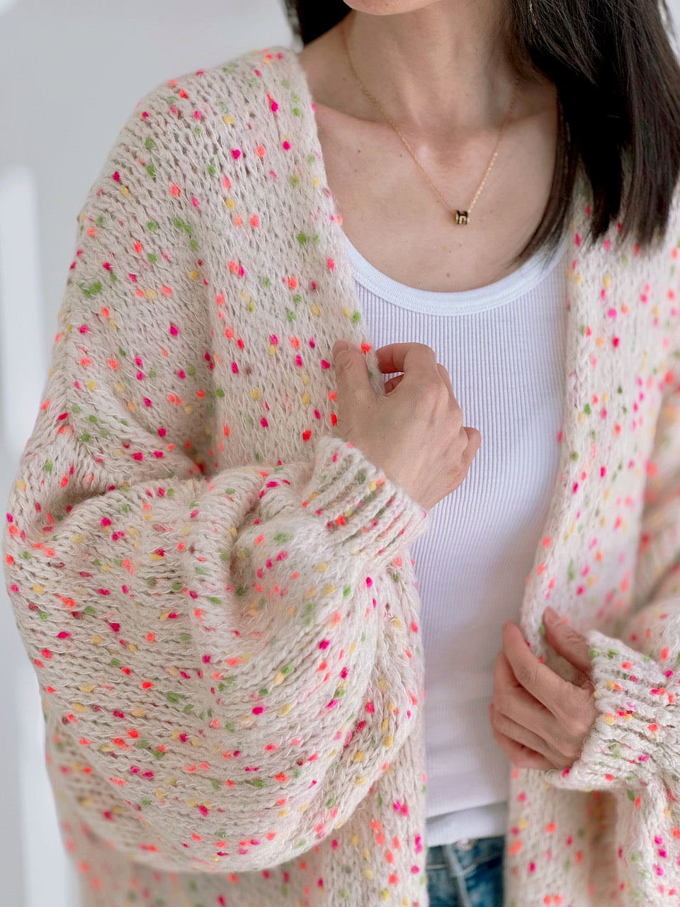 Strickjacke, flauschi, Konfetti, Cremeweiß