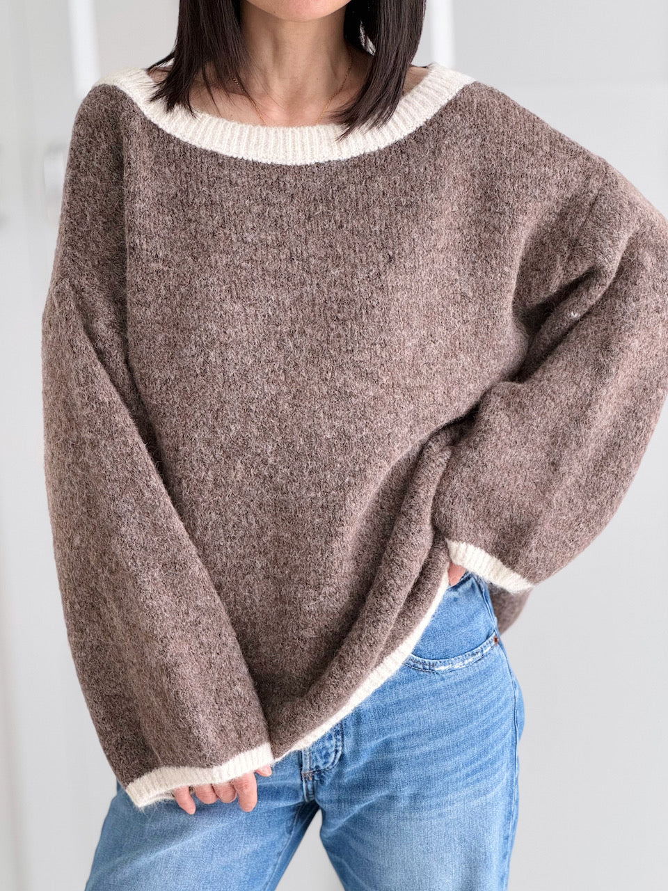 Pullover mit Kontrastdetails, 4 Farben