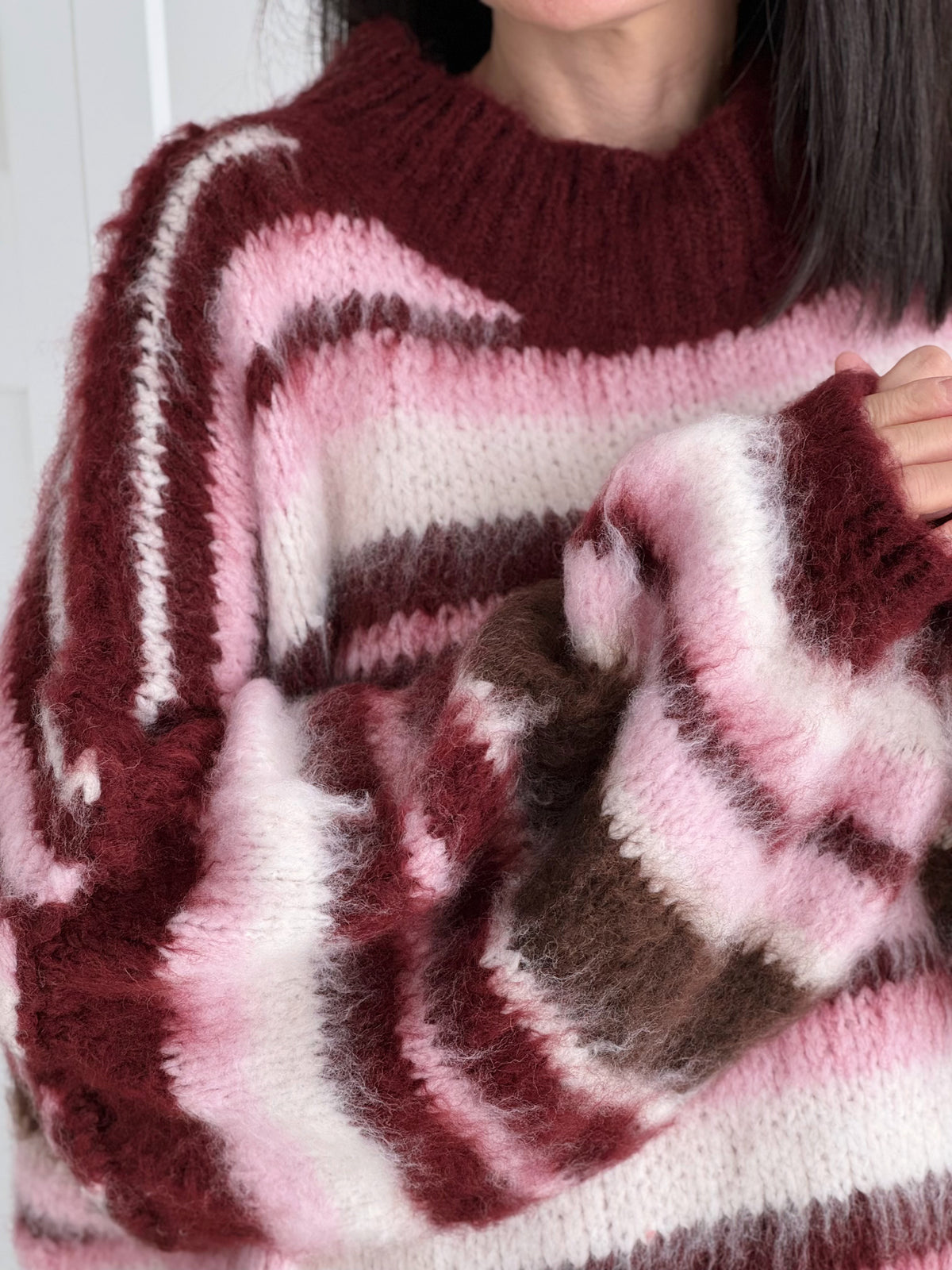 Oversize-Pullover, flauschi, bunte Streifen, Bordeaux-Rosa