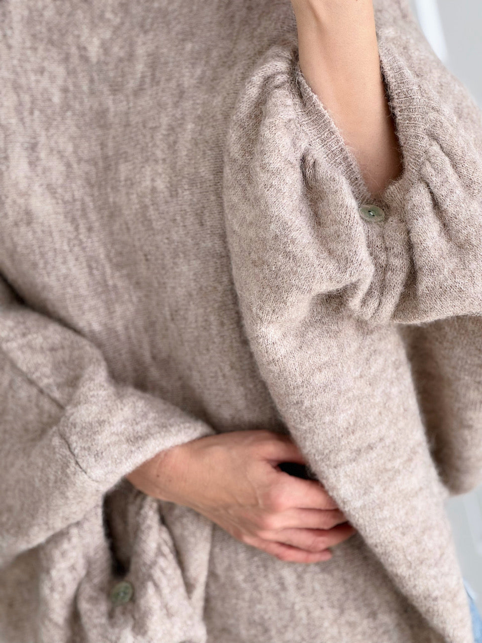 Oversize-Pullover mit Knopfärmeln, 4 Farben