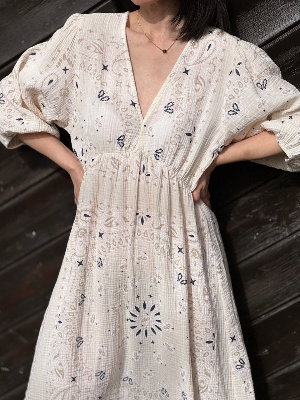 Musselin Kleid, Rückenausschnitt, Paisley, 4 Farben