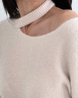 Pullover mit Cut-Out Ausschnitt, 4 Farben
