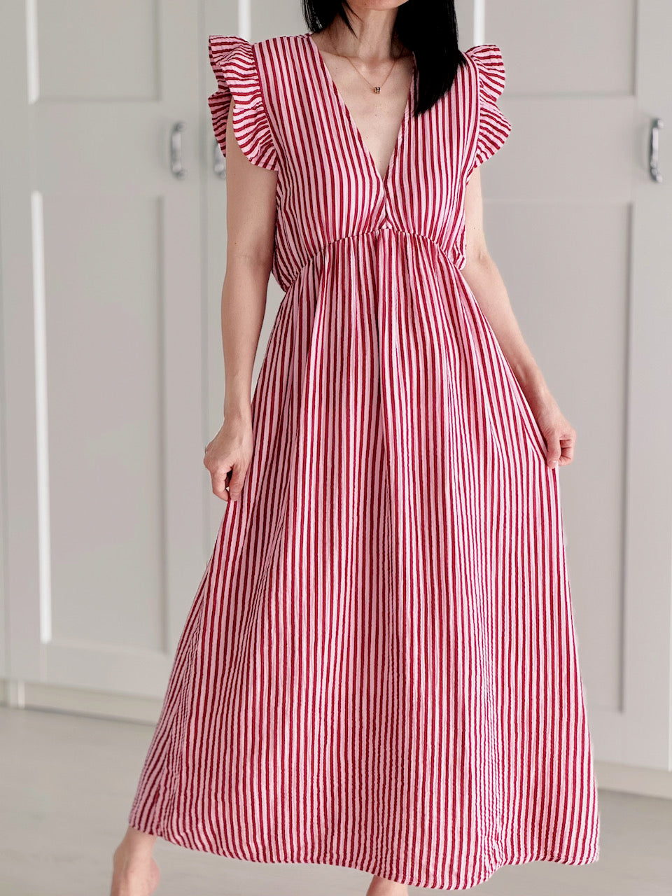 Musselin Kleid, rückenfrei, ärmellos, Streifen, Fuchsie
