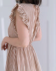 Musselin Kleid, rückenfrei, ärmellos, Streifen, Moka