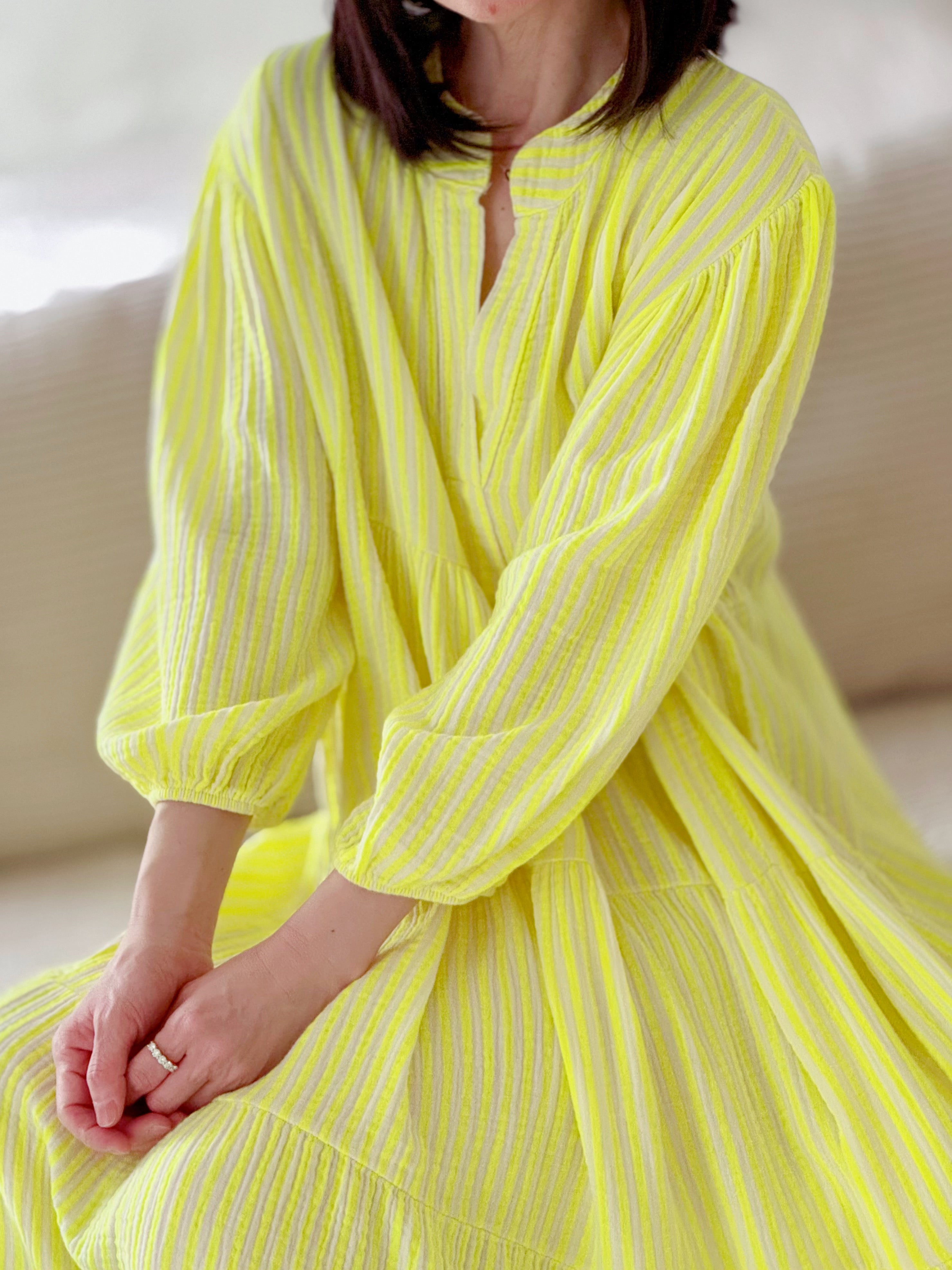 Musselin Kleid, Neon-Streifen, Classic, 4 Farben