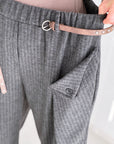 Marlene-Hose mit Wickeldetails, Grau