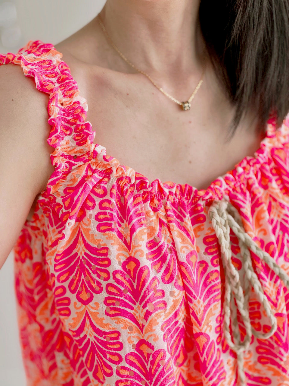 Boho-Kleid, Palmblätter, Neon-Pink