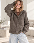 Bouclé Jacke, mit Kapuze, taupe