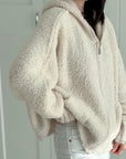Bouclé Jacke, mit Kapuze, Cremeweiß