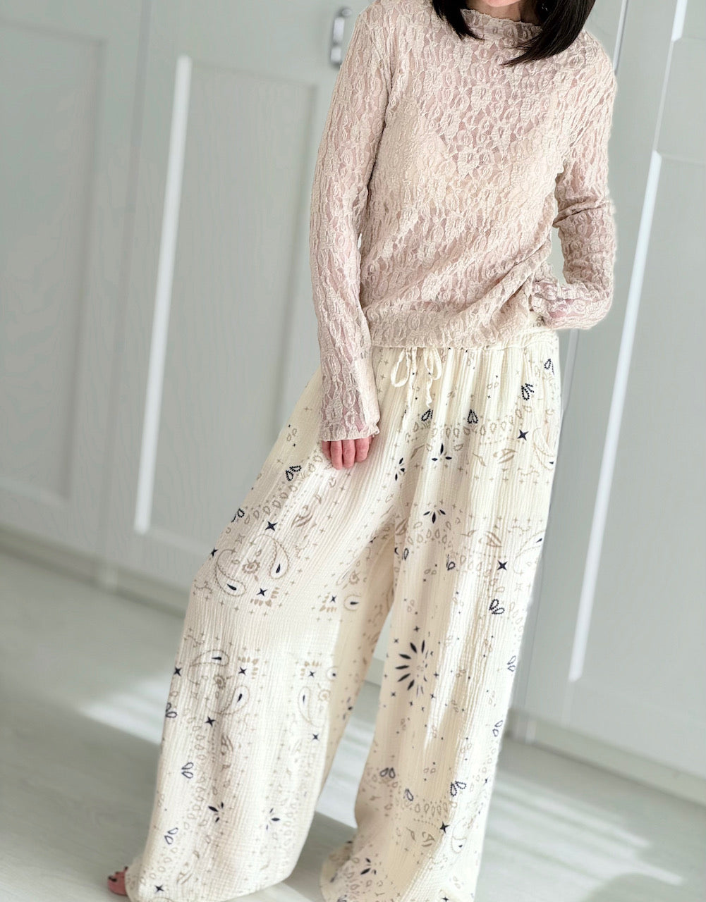 Musselin Hose, Paisley, 4 Farben