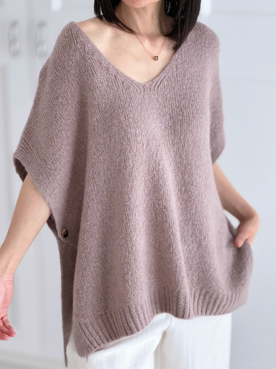 Oversize Pullunder, Mohair, Knopfdetail, Taupe