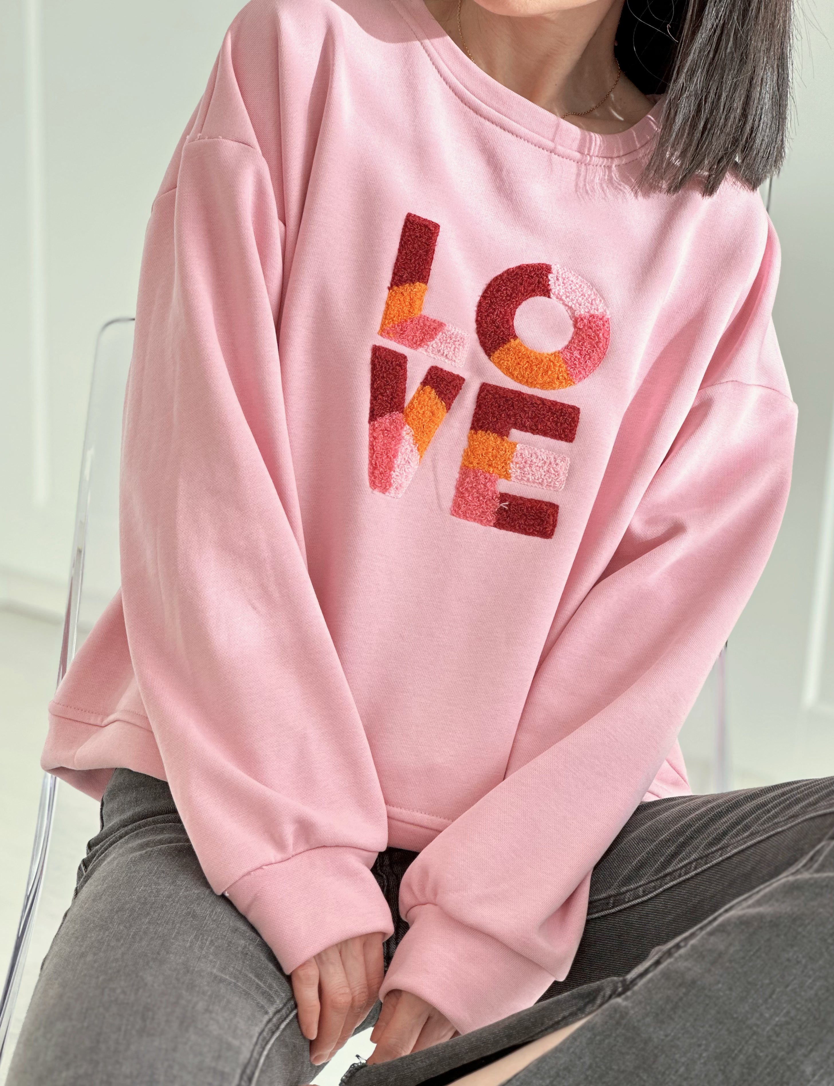 Sweatshirt, LOVE