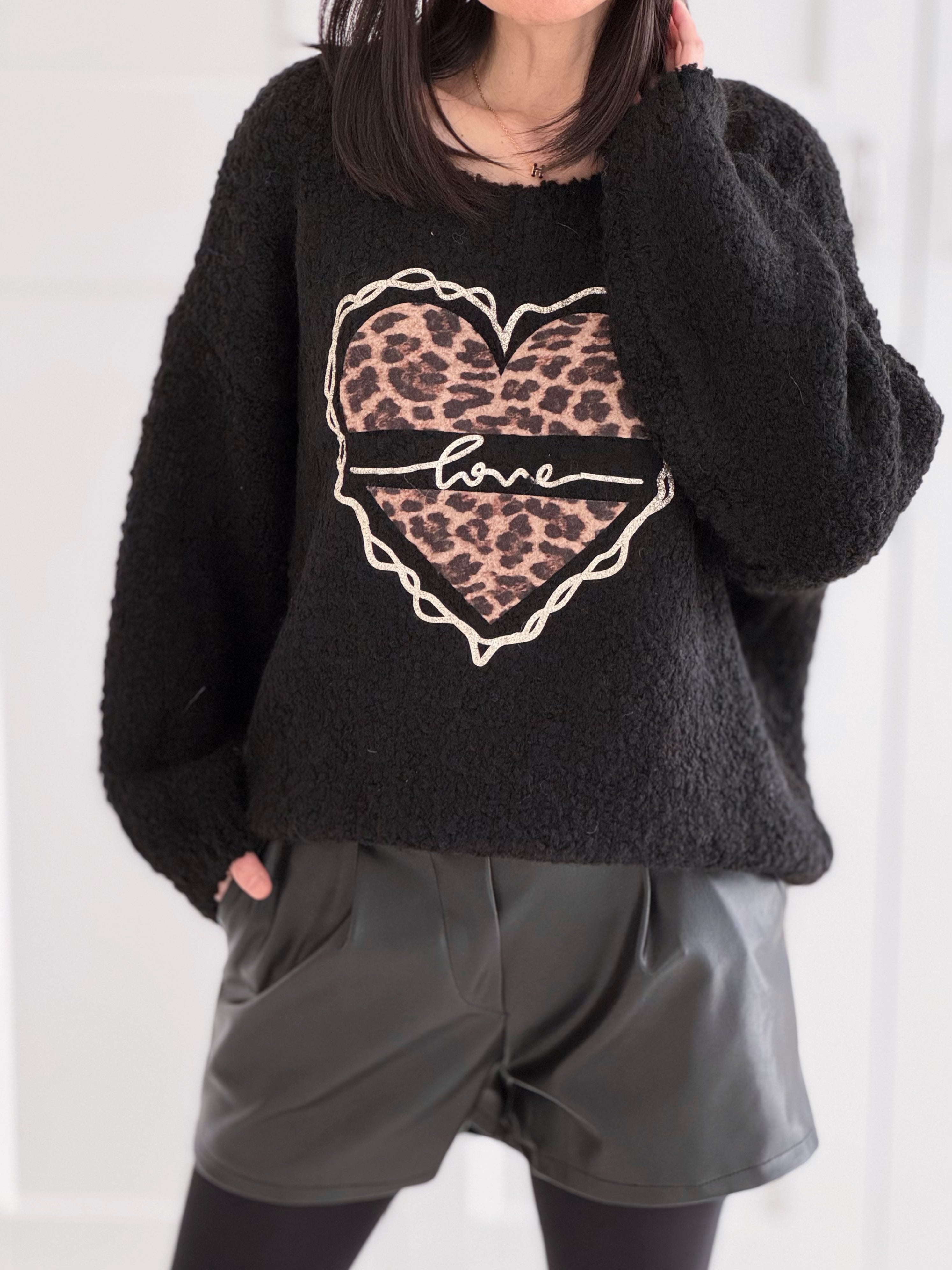 Bouclé Pullover, Leo-Herz, 4 Farben