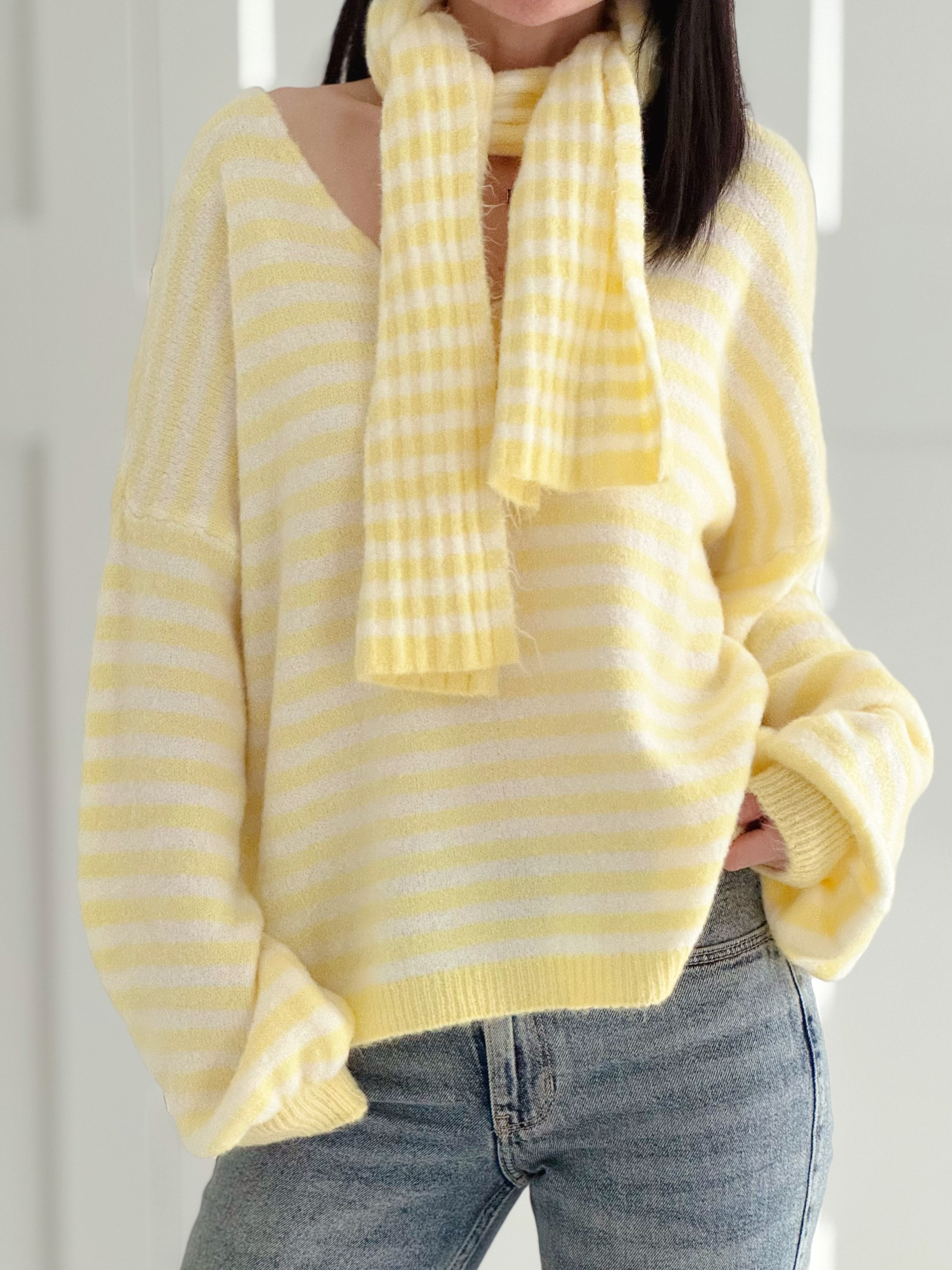 Pullover, mit Schal, flauschi, 2 Farben