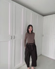 Marlene-Hose mit Wickeldetails, Schoko